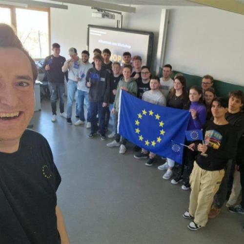 "Europa in der Berufsschule! Europa-Tour kommt nach Kufstein"